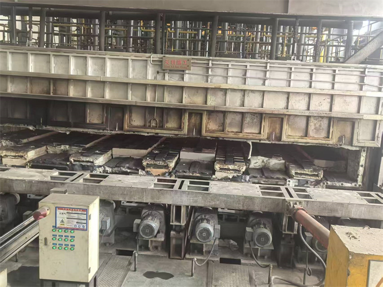 美凱龍精密銅板帶(河南)有限公司預(yù)熱爐纖維改造